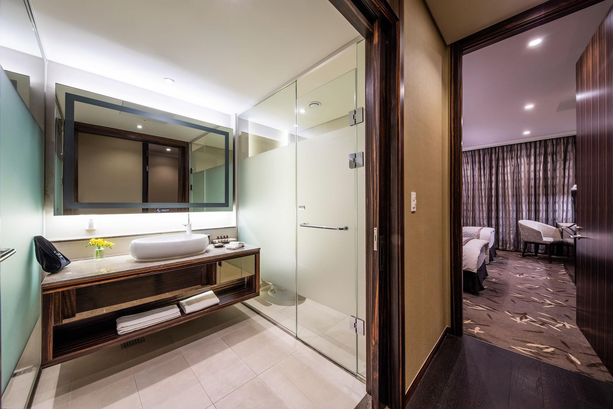 Oakwood Premier Coex Center Seoul Aparthotel Bagian luar foto
